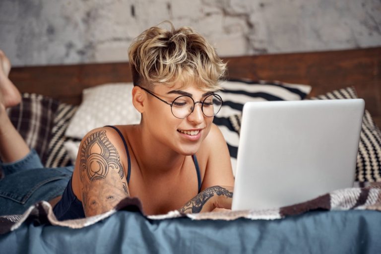 How to Make Up to $5,000 a Month: A Step-by-Step Guide to Profitable Side Hustles