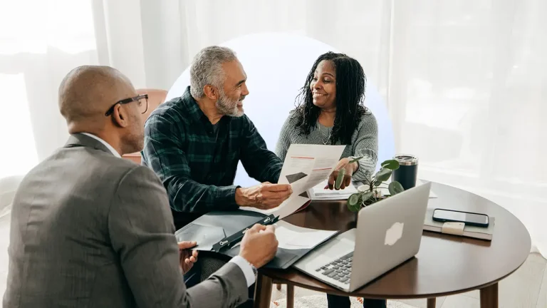 Understanding Closing Costs: What Homebuyers Need to Know in 2025