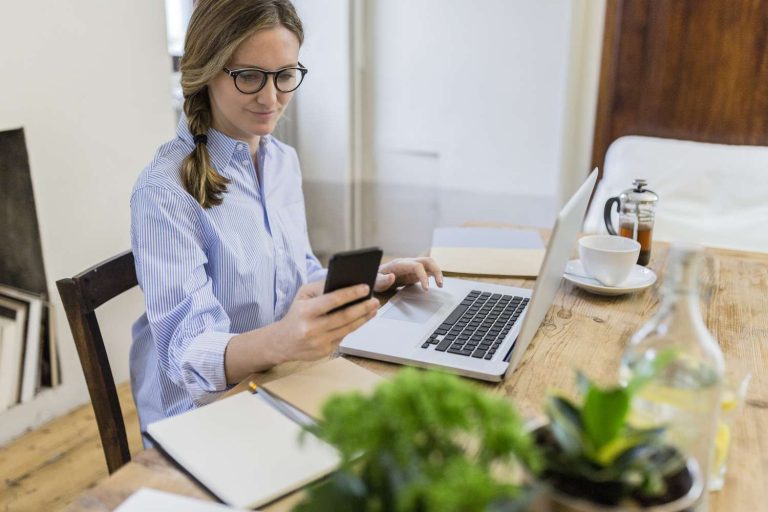 How to Make $100 a Day from Home with Zero Experience (Real Ways That Actually Work!)