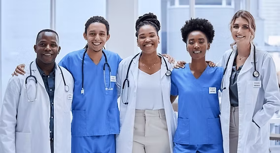 Healthcare Support Worker – No Experience Needed | Tier 2 Visa Sponsored (UK)